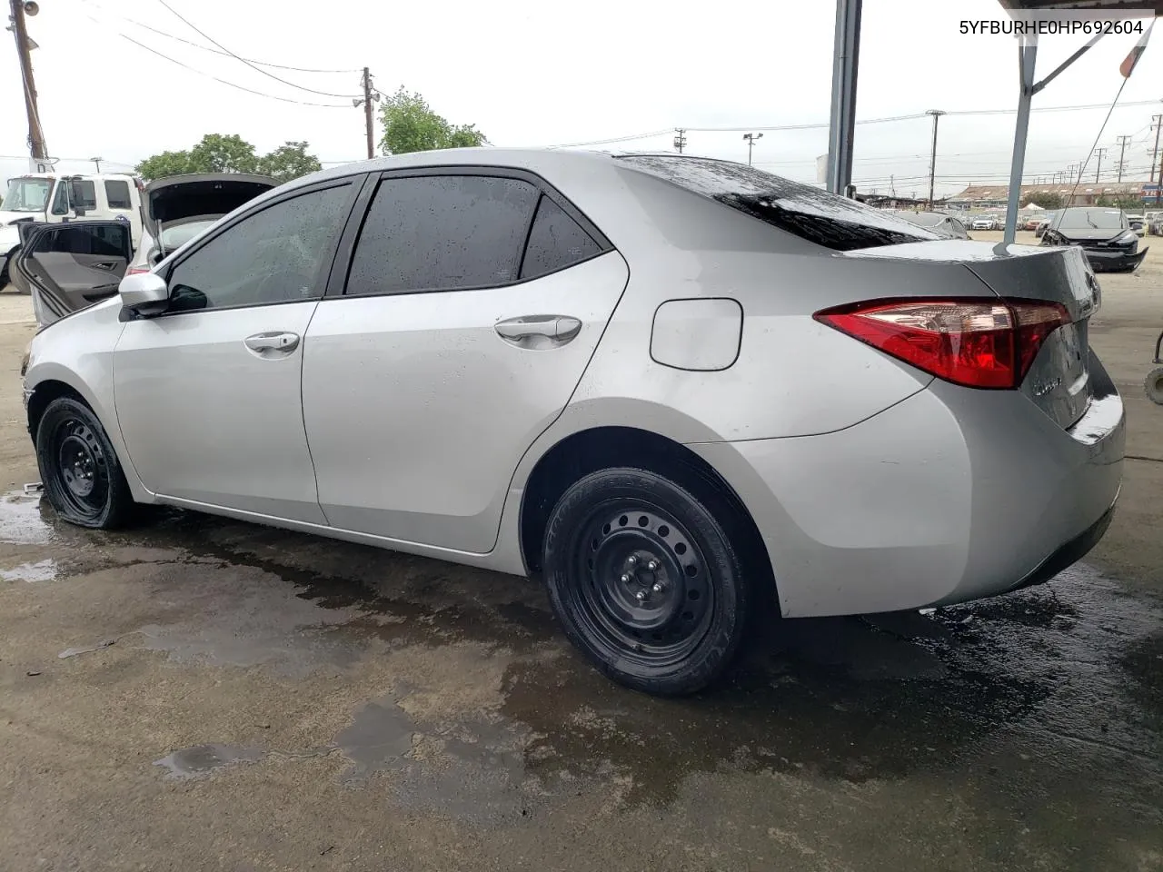 5YFBURHE0HP692604 2017 Toyota Corolla L