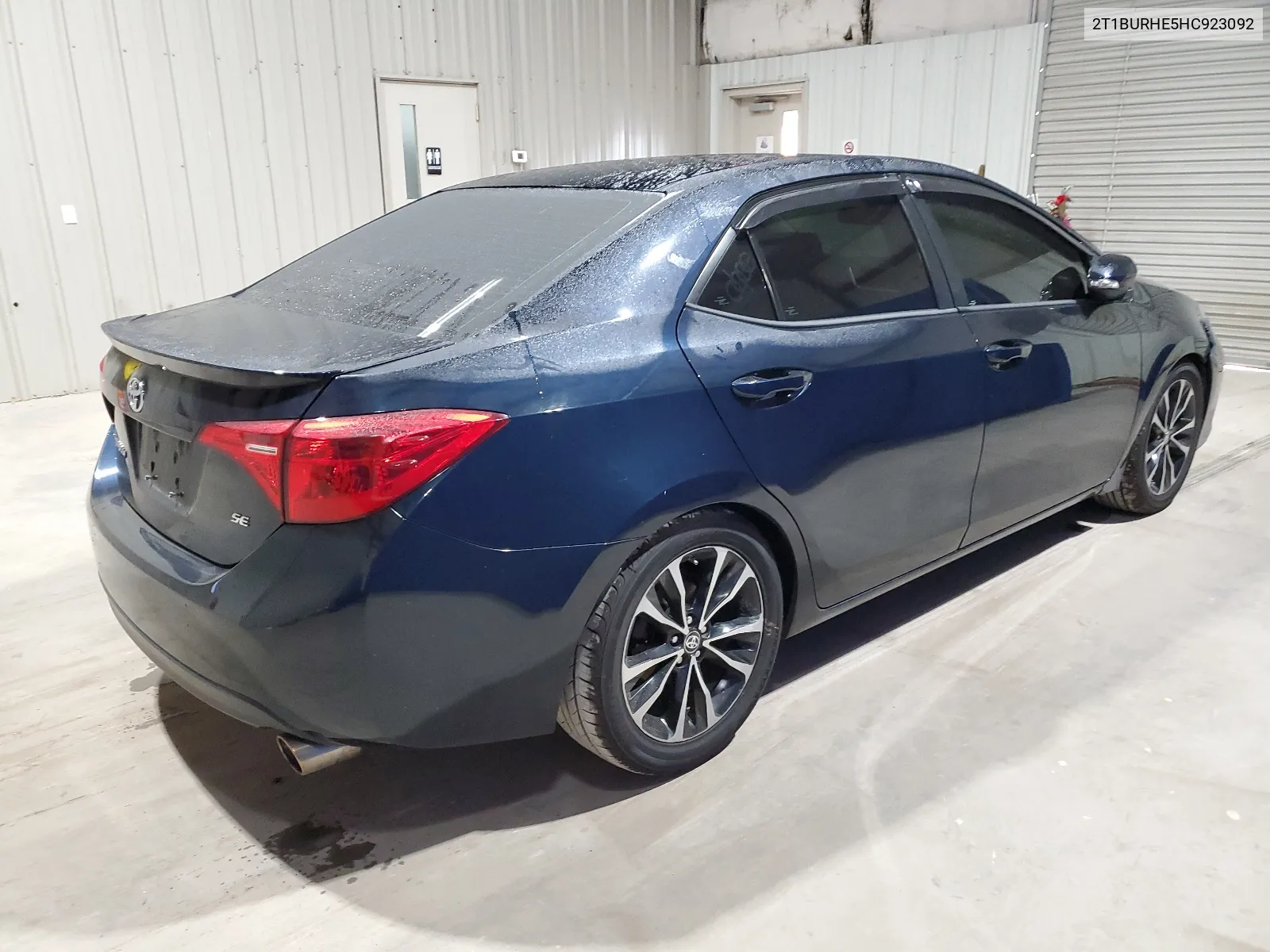 2017 Toyota Corolla L VIN: 2T1BURHE5HC923092 Lot: 67091764