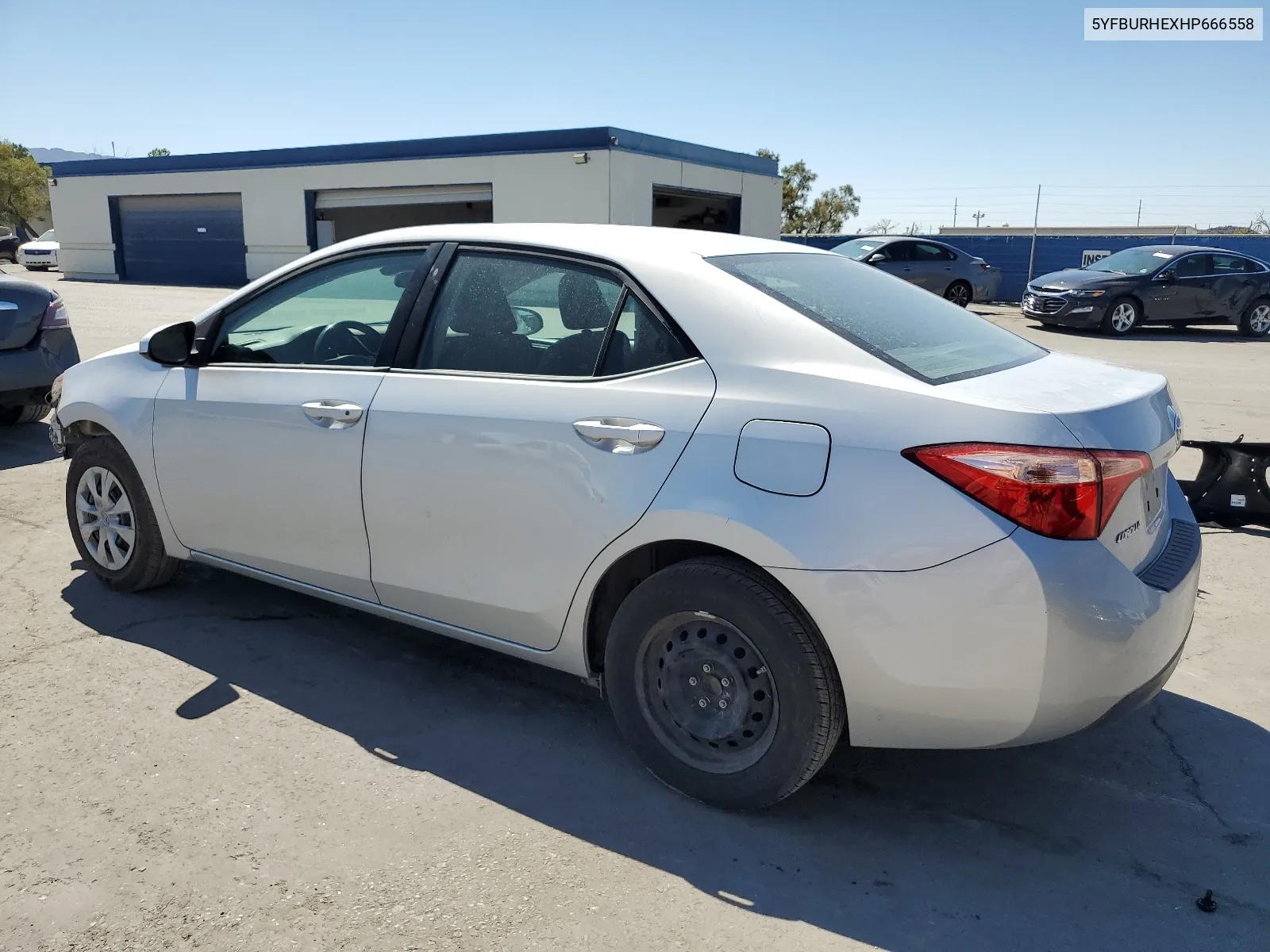 2017 Toyota Corolla L VIN: 5YFBURHEXHP666558 Lot: 67974814