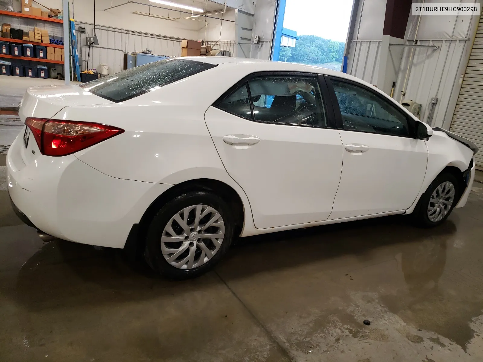 2017 Toyota Corolla L VIN: 2T1BURHE9HC900298 Lot: 68076944