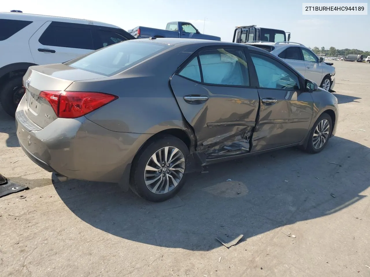 2017 Toyota Corolla L VIN: 2T1BURHE4HC944189 Lot: 69114294