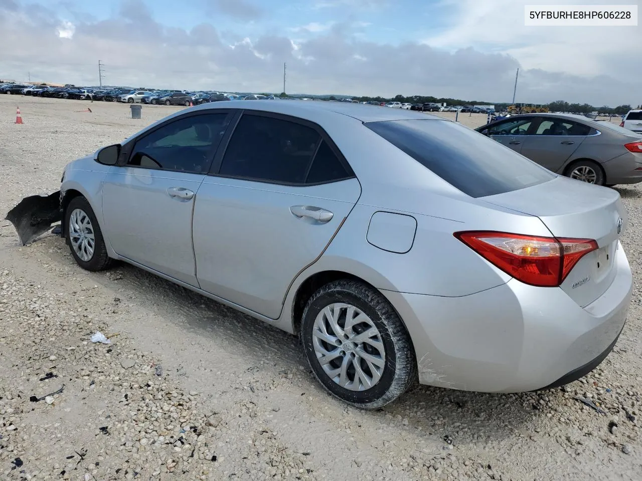 2017 Toyota Corolla L VIN: 5YFBURHE8HP606228 Lot: 69164104