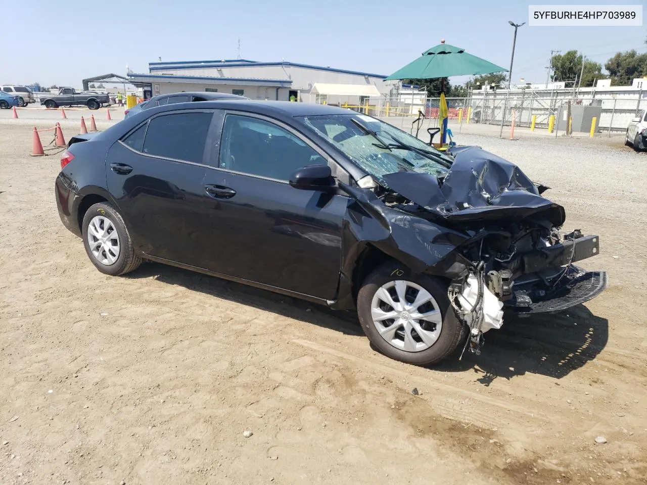 2017 Toyota Corolla L VIN: 5YFBURHE4HP703989 Lot: 70880074