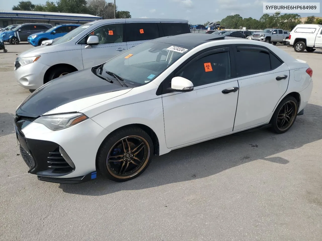 2017 Toyota Corolla L VIN: 5YFBURHE6HP684989 Lot: 71434534