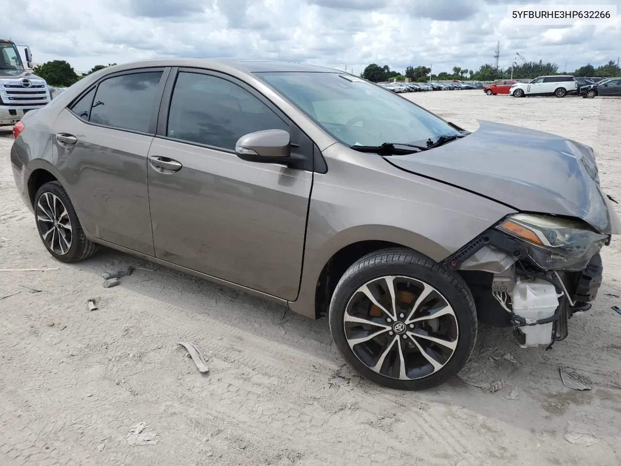 2017 Toyota Corolla L VIN: 5YFBURHE3HP632266 Lot: 72060394