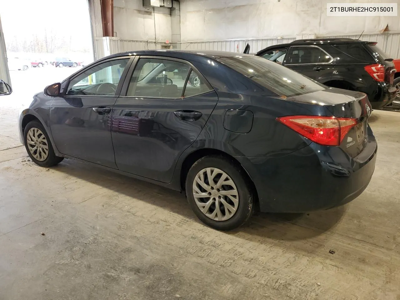 2017 Toyota Corolla L VIN: 2T1BURHE2HC915001 Lot: 79629374