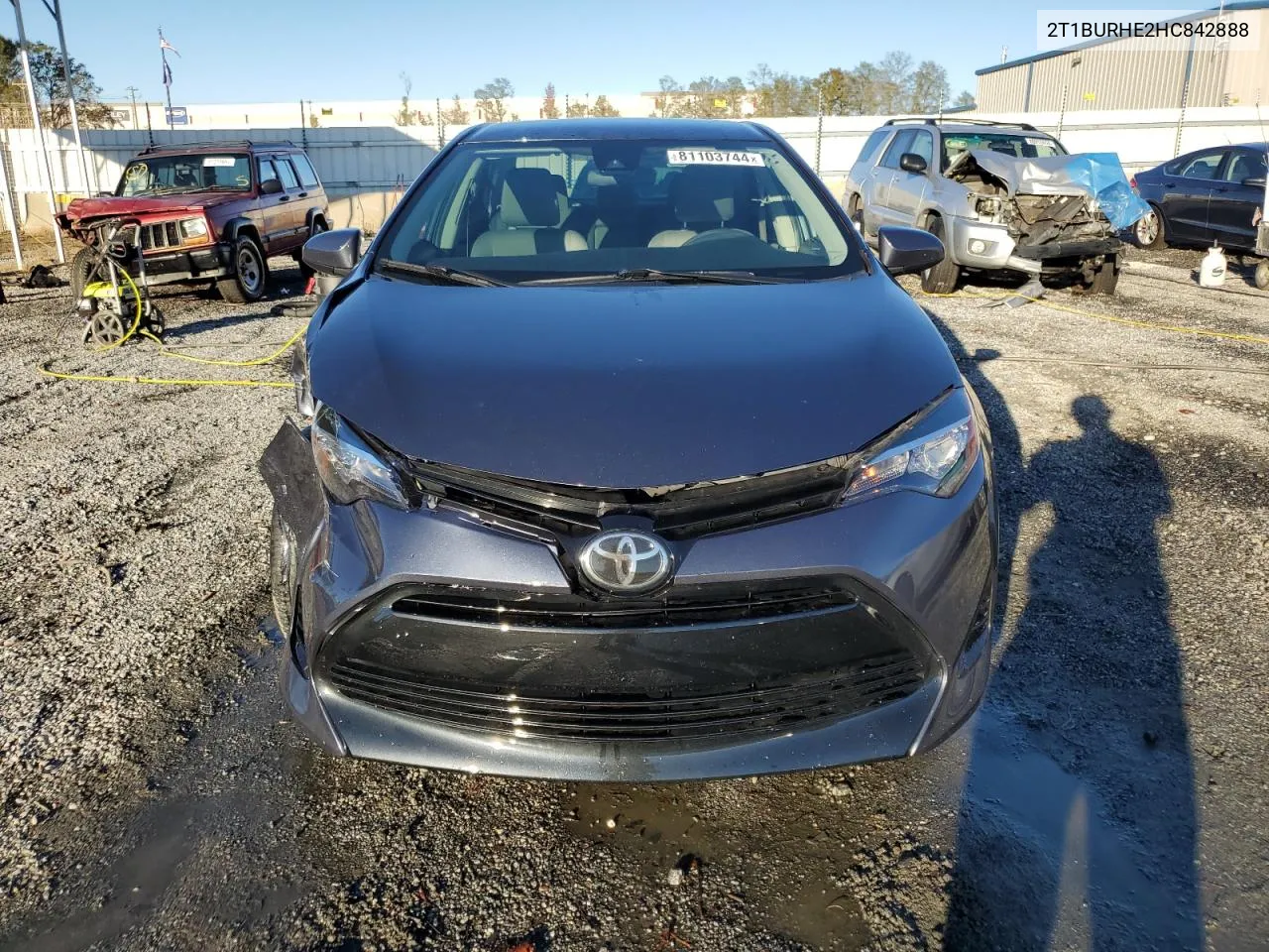 2017 Toyota Corolla L VIN: 2T1BURHE2HC842888 Lot: 81103744