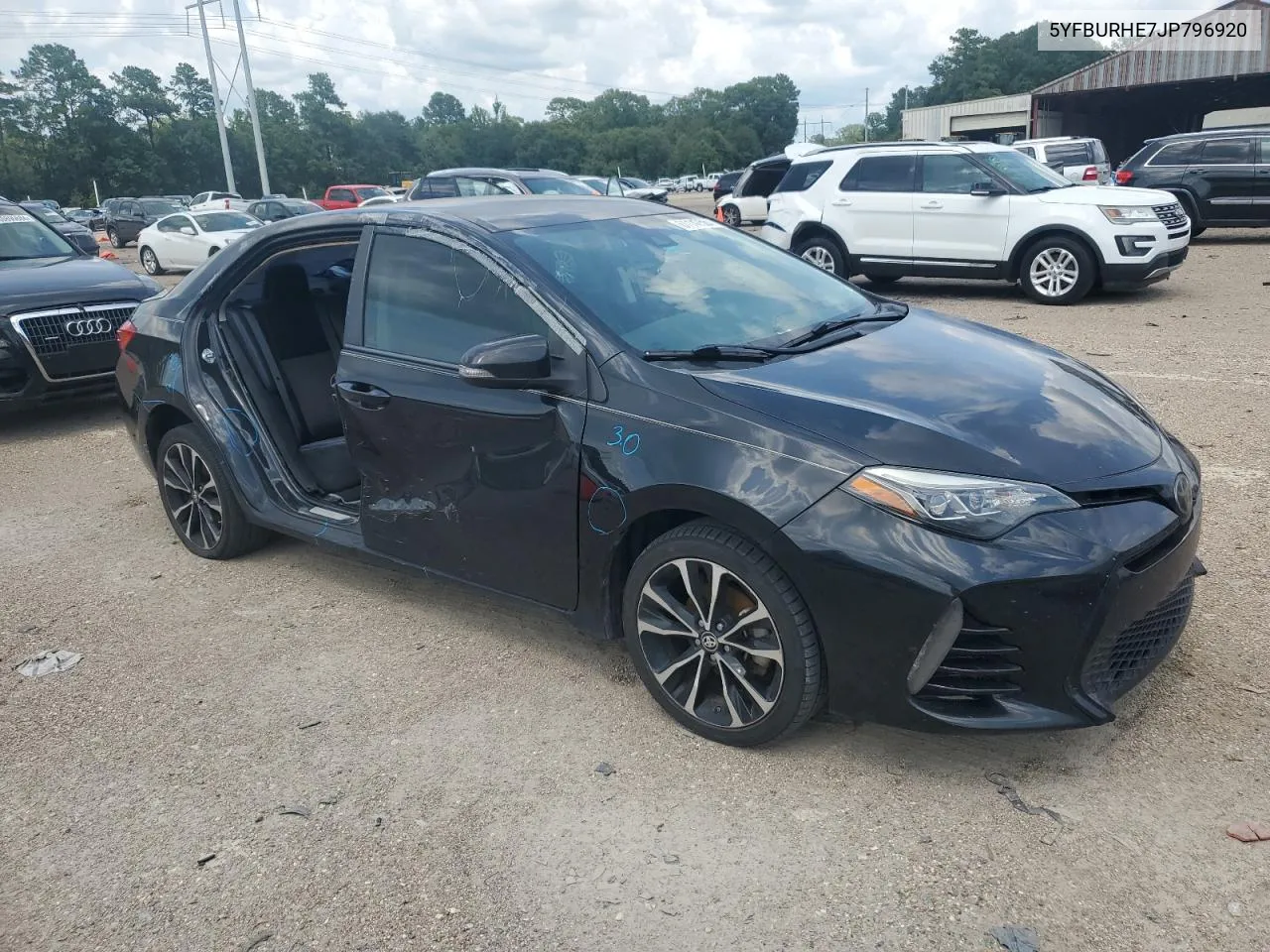 2018 Toyota Corolla L VIN: 5YFBURHE7JP796920 Lot: 61147564