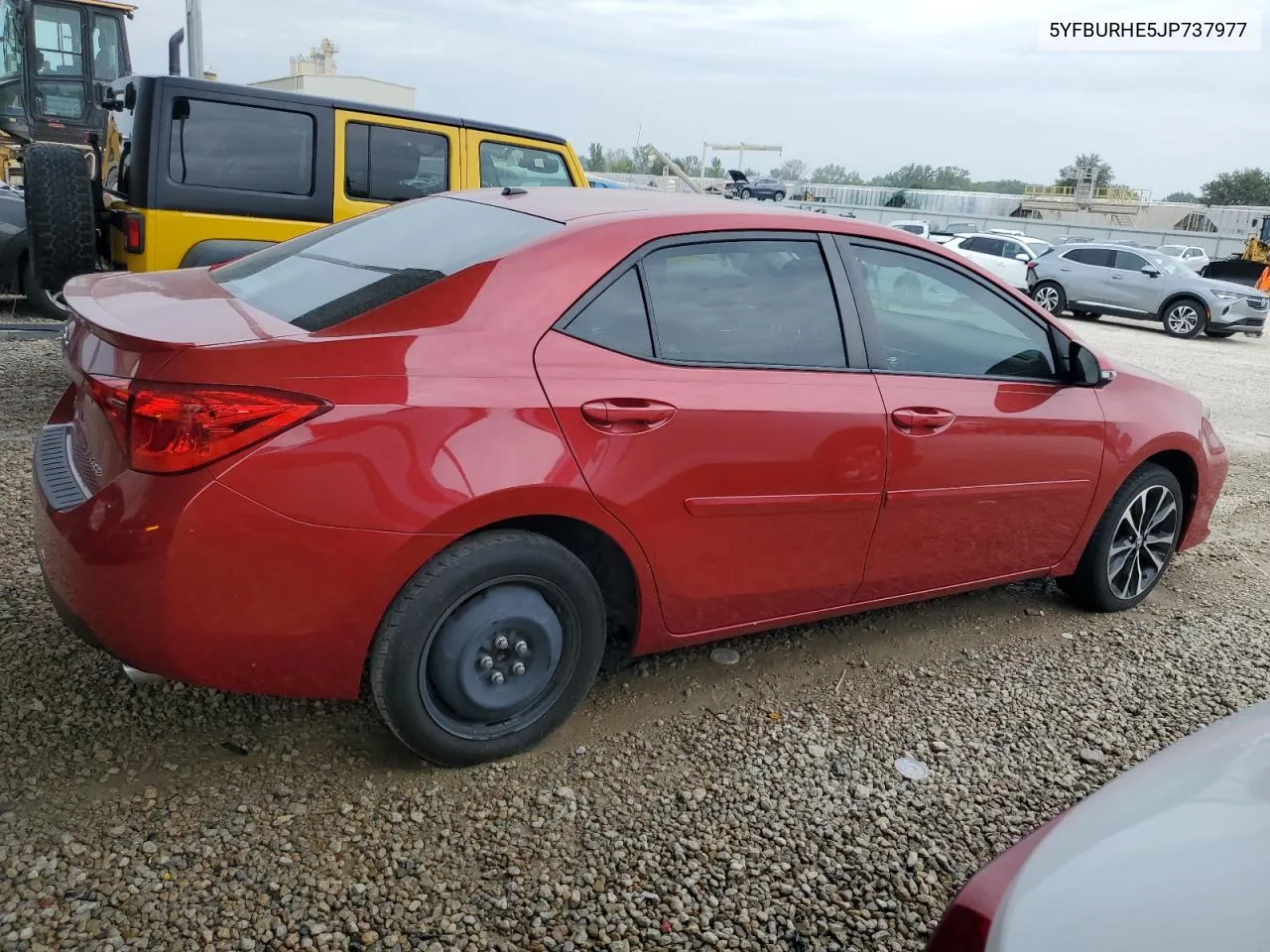 2018 Toyota Corolla L VIN: 5YFBURHE5JP737977 Lot: 67538164