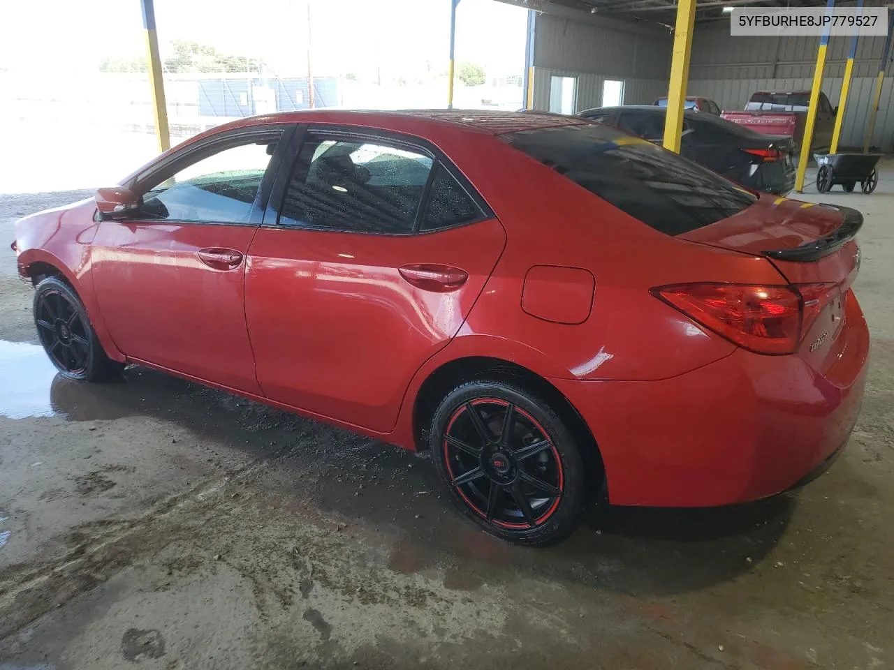 2018 Toyota Corolla L VIN: 5YFBURHE8JP779527 Lot: 67872854