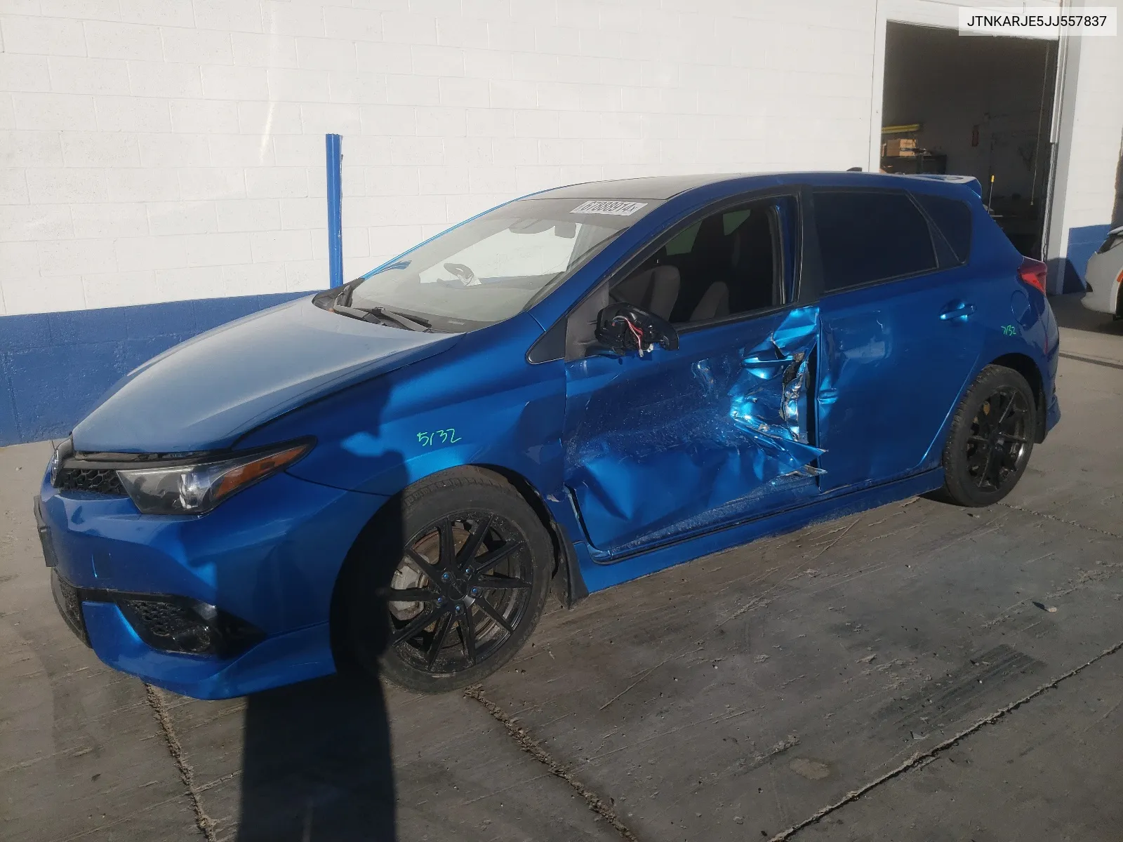 2018 Toyota Corolla Im VIN: JTNKARJE5JJ557837 Lot: 67888914