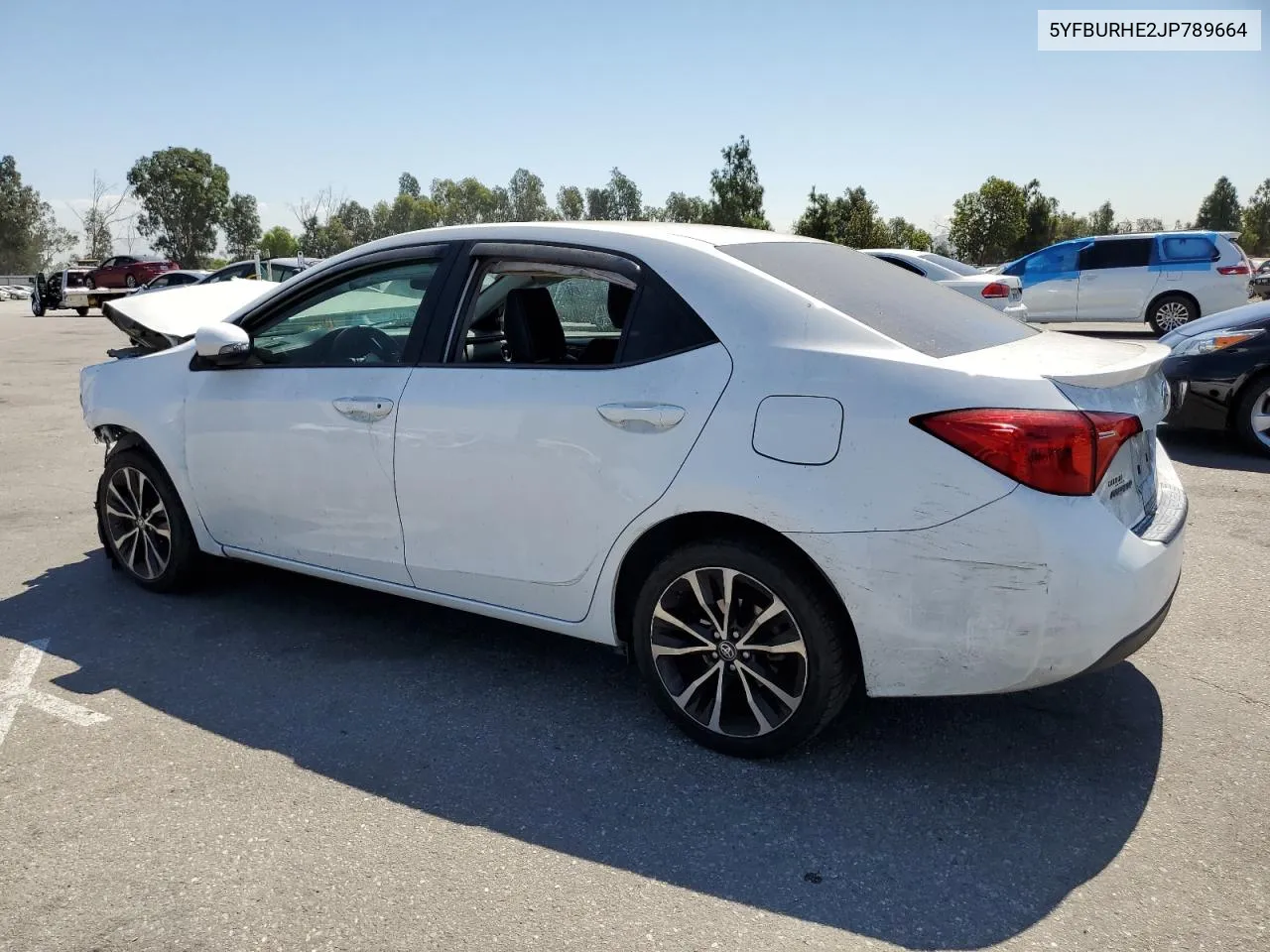 2018 Toyota Corolla L VIN: 5YFBURHE2JP789664 Lot: 70307454