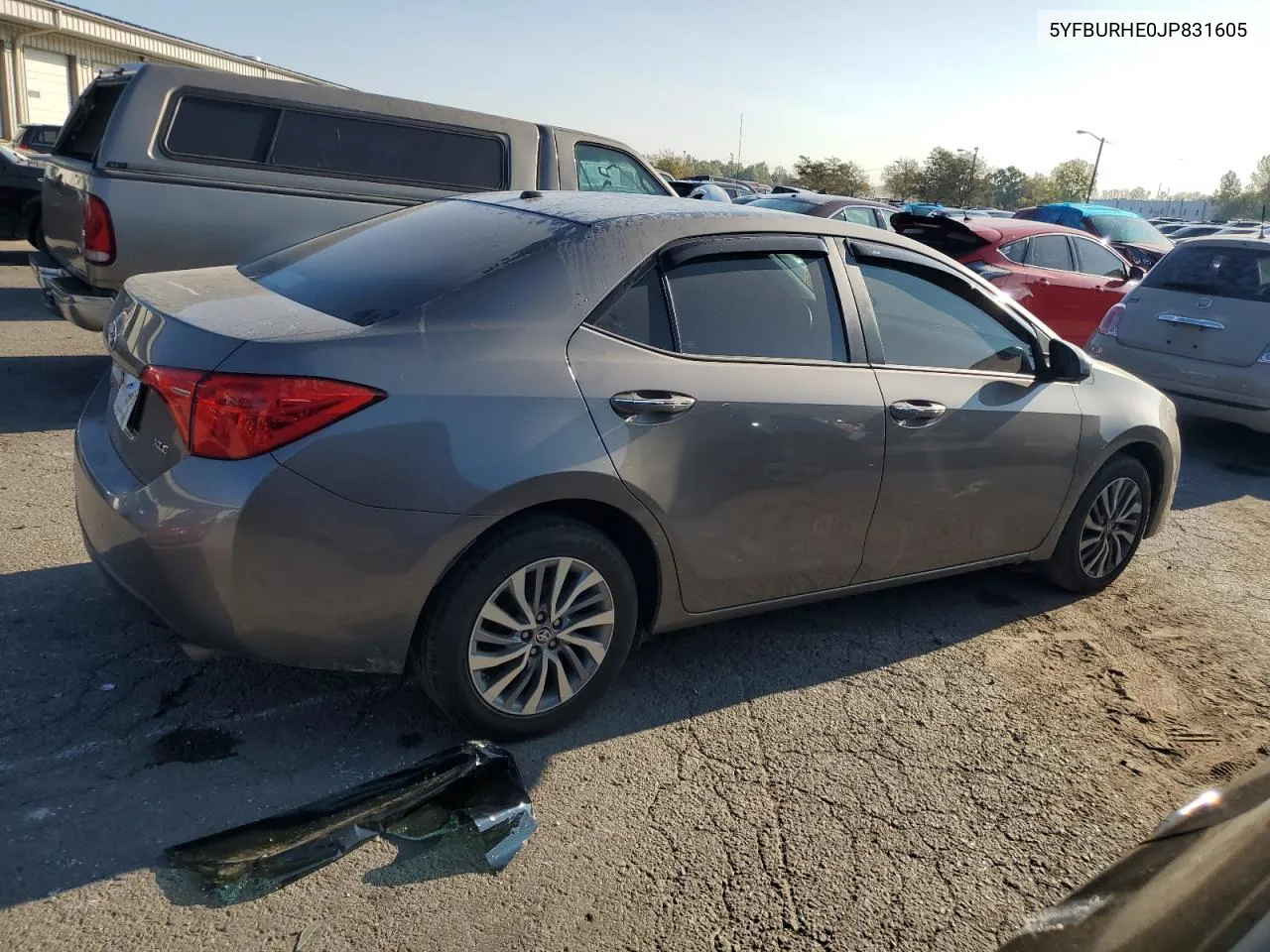 2018 Toyota Corolla L VIN: 5YFBURHE0JP831605 Lot: 70596724