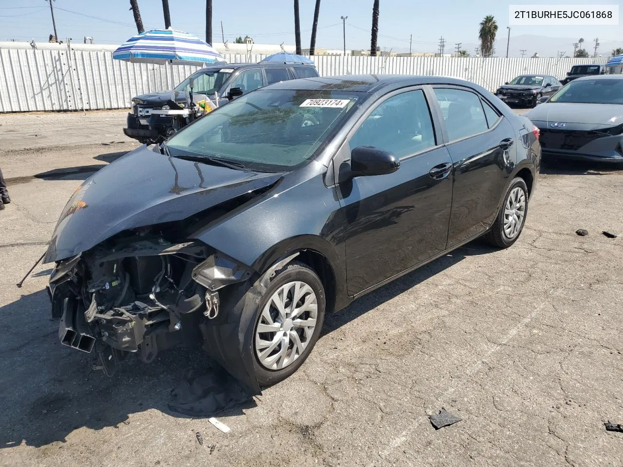 2018 Toyota Corolla L VIN: 2T1BURHE5JC061868 Lot: 70923174