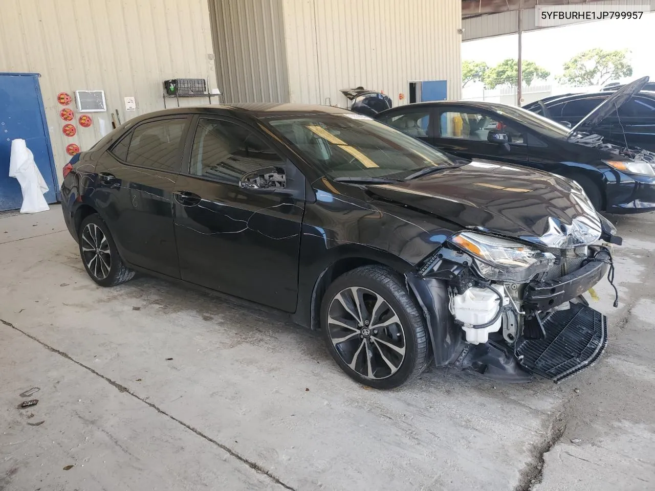 2018 Toyota Corolla L VIN: 5YFBURHE1JP799957 Lot: 71255884