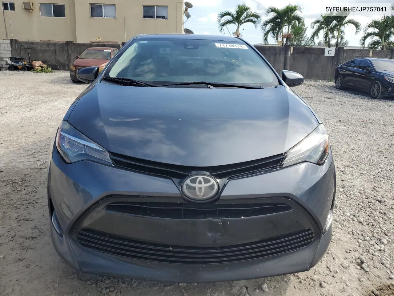 2018 Toyota Corolla L VIN: 5YFBURHE4JP757041 Lot: 71710904