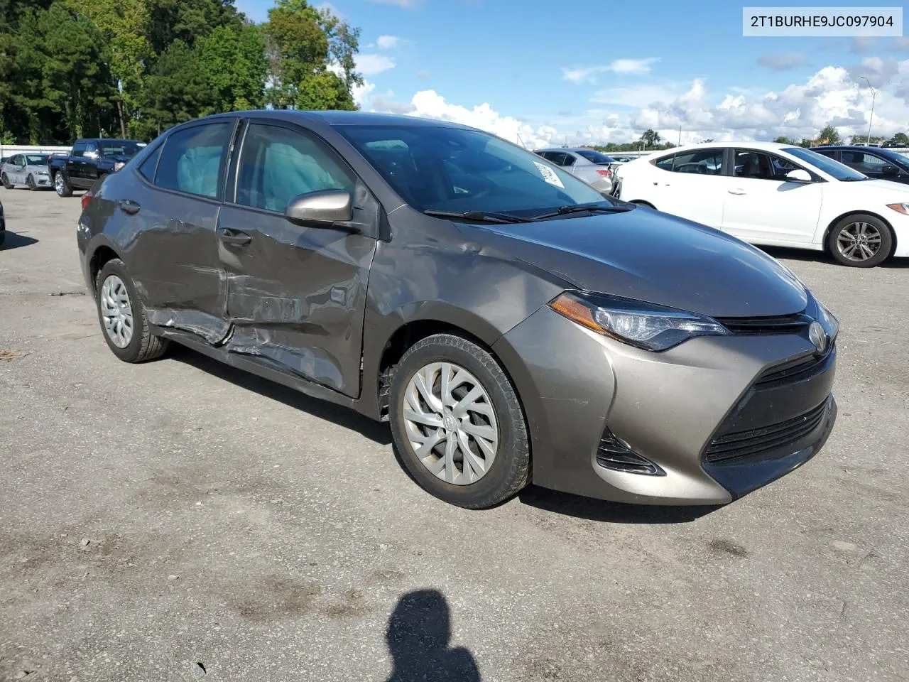 2018 Toyota Corolla L VIN: 2T1BURHE9JC097904 Lot: 72140204