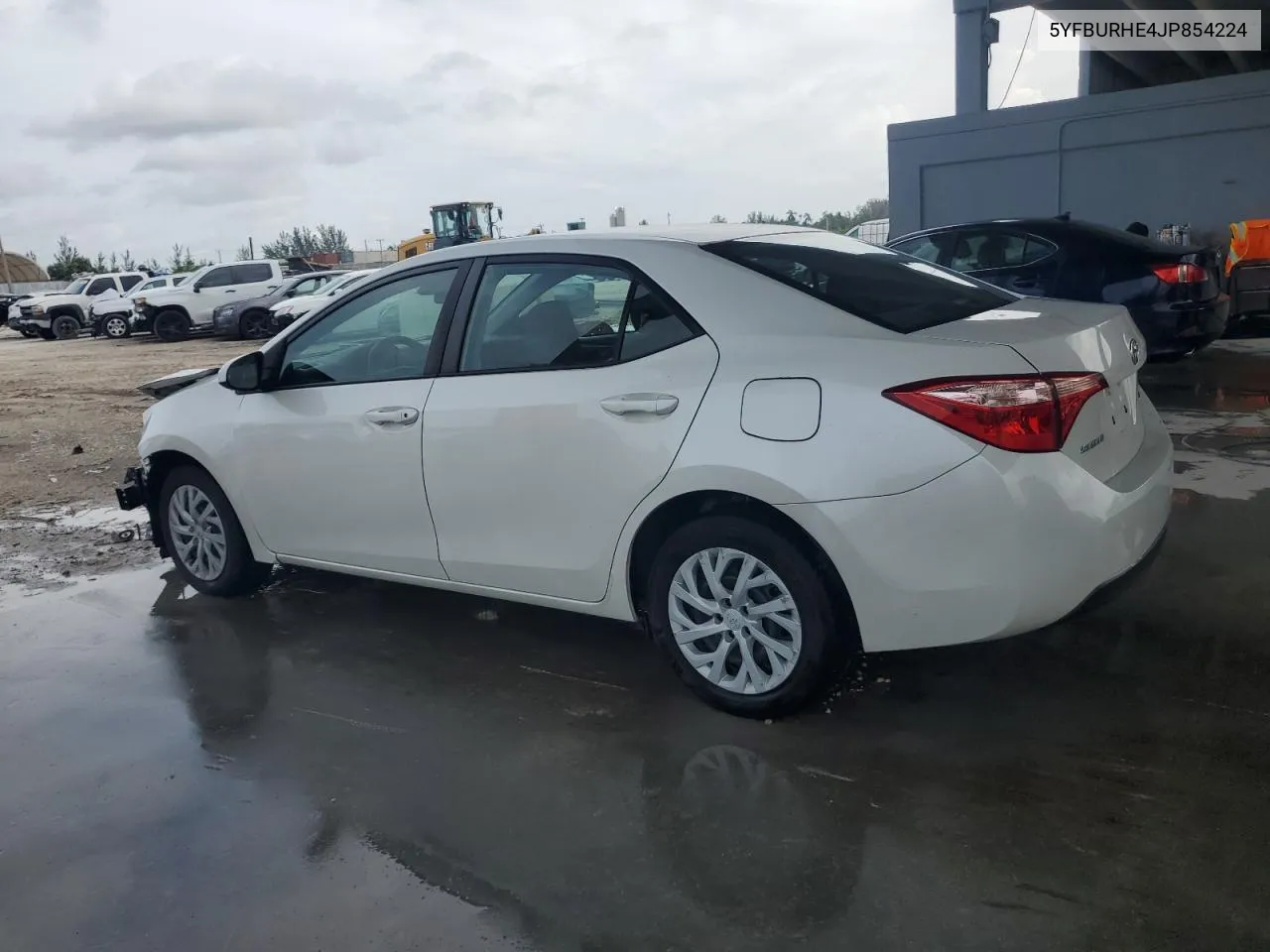 2018 Toyota Corolla L VIN: 5YFBURHE4JP854224 Lot: 72439354