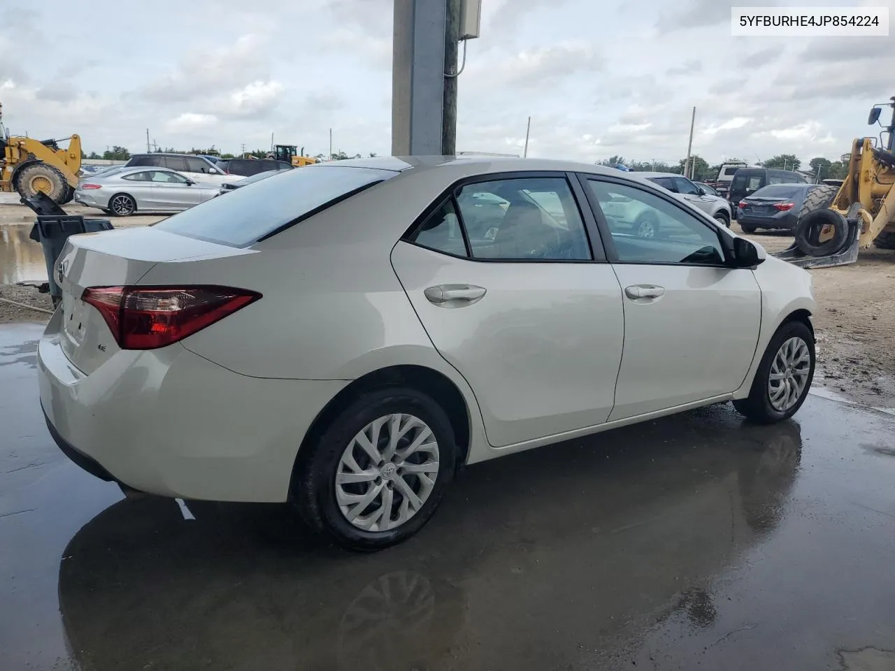 5YFBURHE4JP854224 2018 Toyota Corolla L