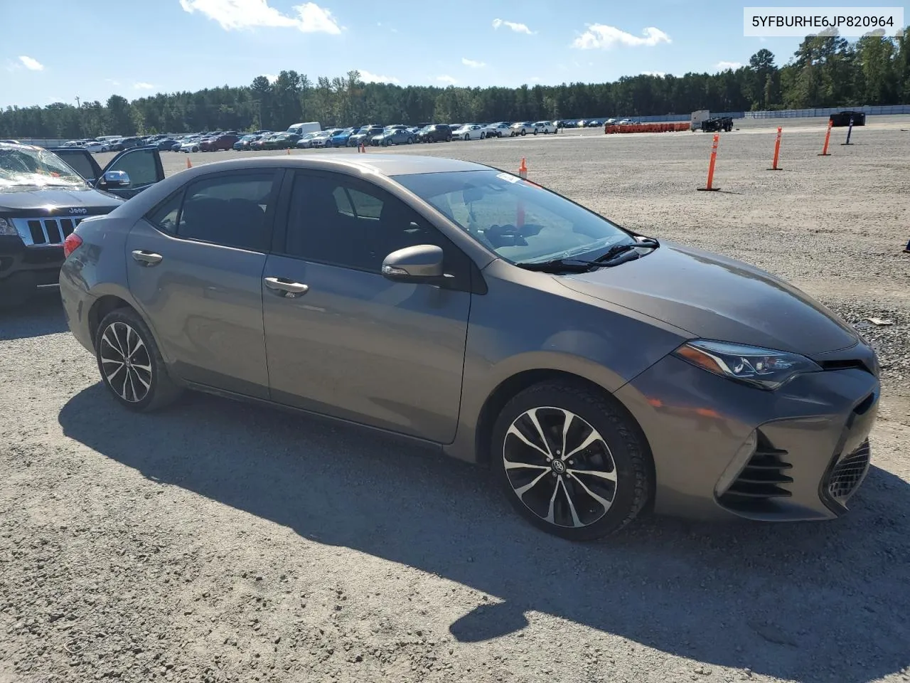 2018 Toyota Corolla L VIN: 5YFBURHE6JP820964 Lot: 72503714