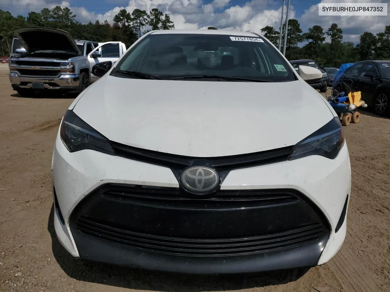 2018 Toyota Corolla L VIN: 5YFBURHE0JP847352 Lot: 72577854