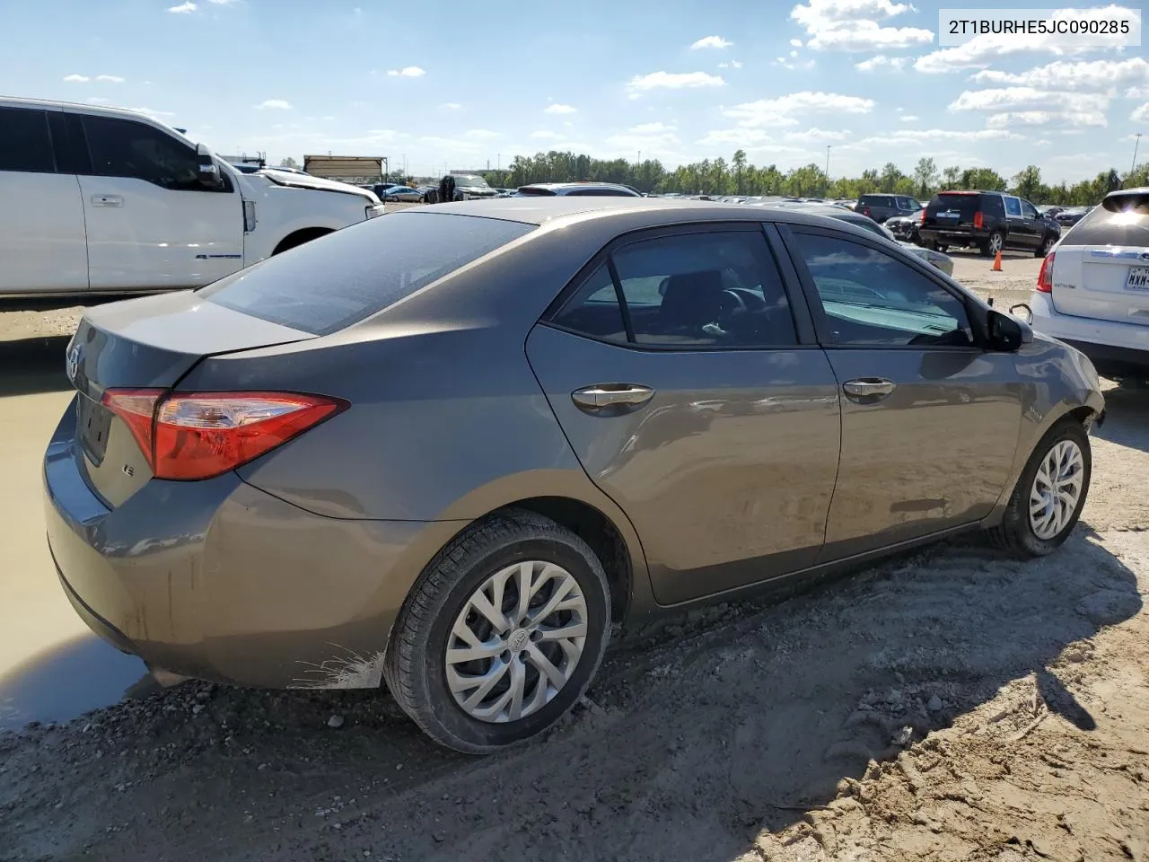 2018 Toyota Corolla L VIN: 2T1BURHE5JC090285 Lot: 73056324