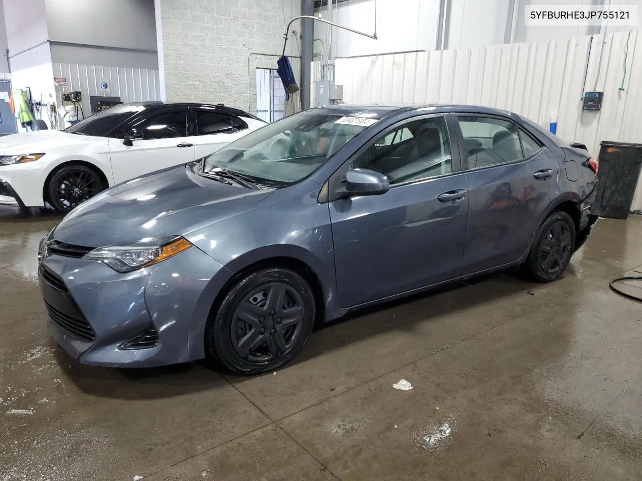 2018 Toyota Corolla L VIN: 5YFBURHE3JP755121 Lot: 73401984