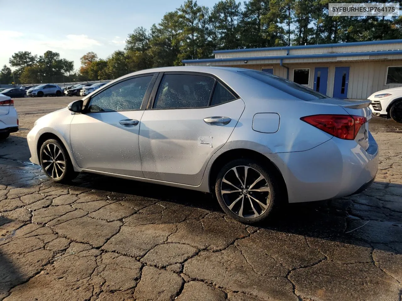 2018 Toyota Corolla L VIN: 5YFBURHE5JP764175 Lot: 74545644