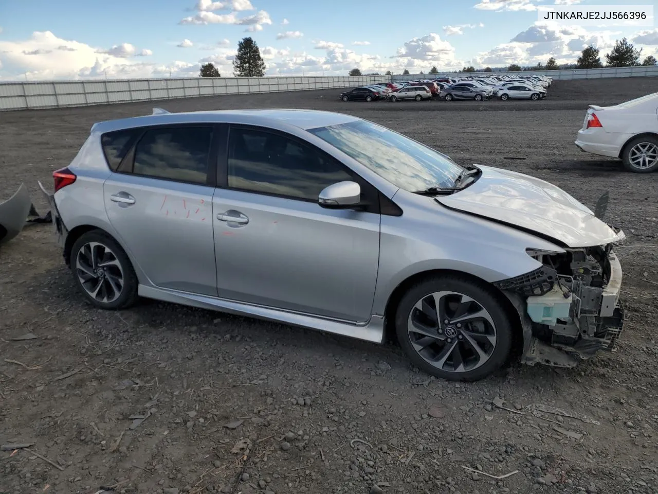 JTNKARJE2JJ566396 2018 Toyota Corolla Im