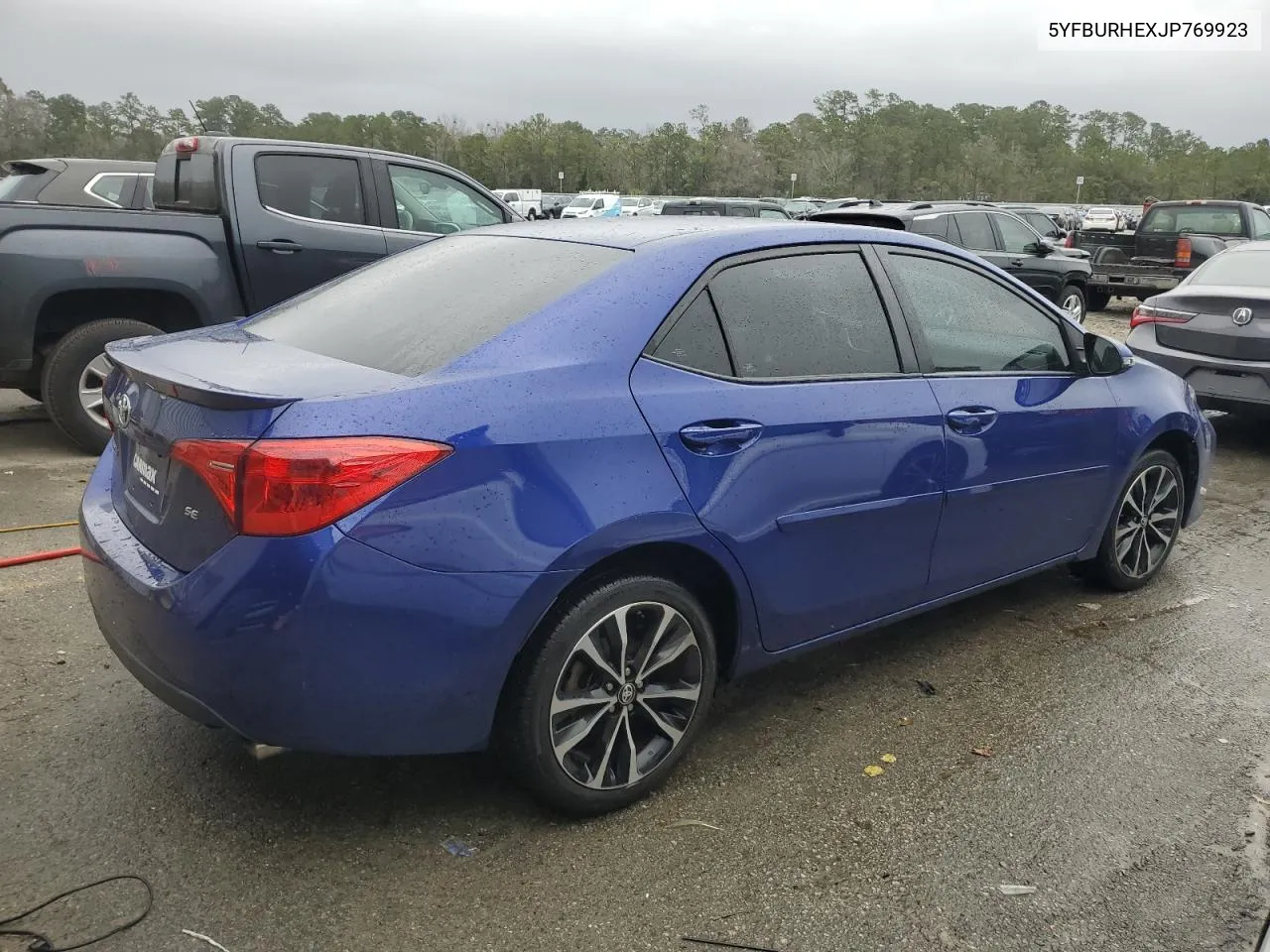 2018 Toyota Corolla L VIN: 5YFBURHEXJP769923 Lot: 77322834