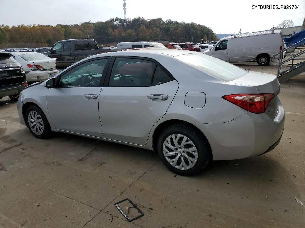 2018 Toyota Corolla L VIN: 5YFBURHE5JP829784 Lot: 78029394