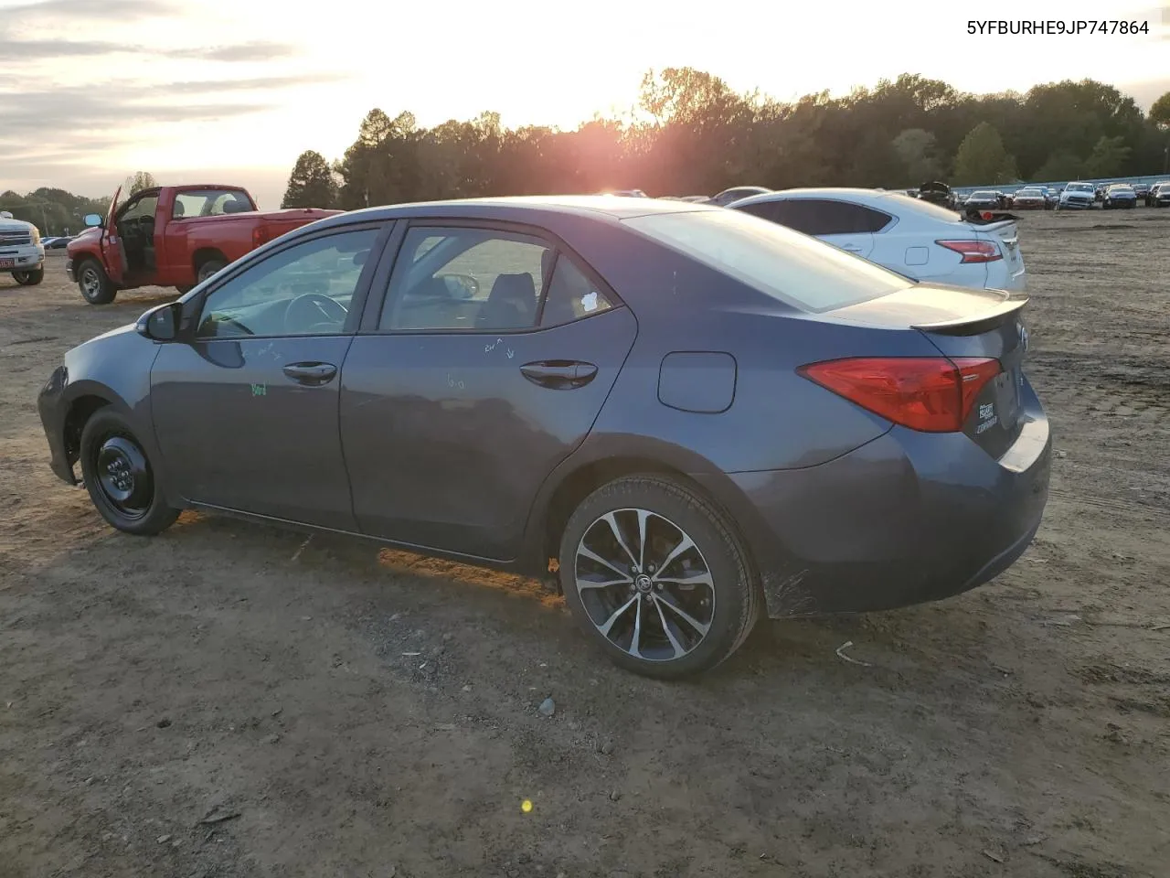 2018 Toyota Corolla L VIN: 5YFBURHE9JP747864 Lot: 78861304