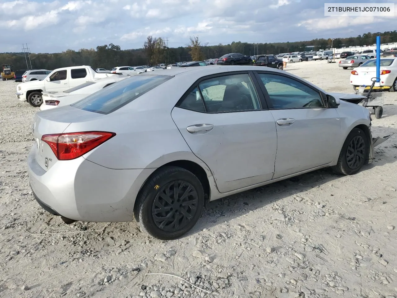 2018 Toyota Corolla L VIN: 2T1BURHE1JC071006 Lot: 79329134