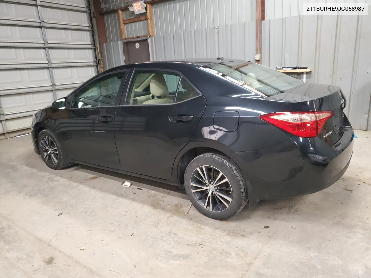 2018 Toyota Corolla L VIN: 2T1BURHE9JC058987 Lot: 80105364