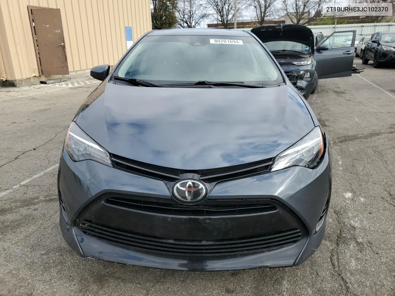 2018 Toyota Corolla L VIN: 2T1BURHE3JC102370 Lot: 80201694