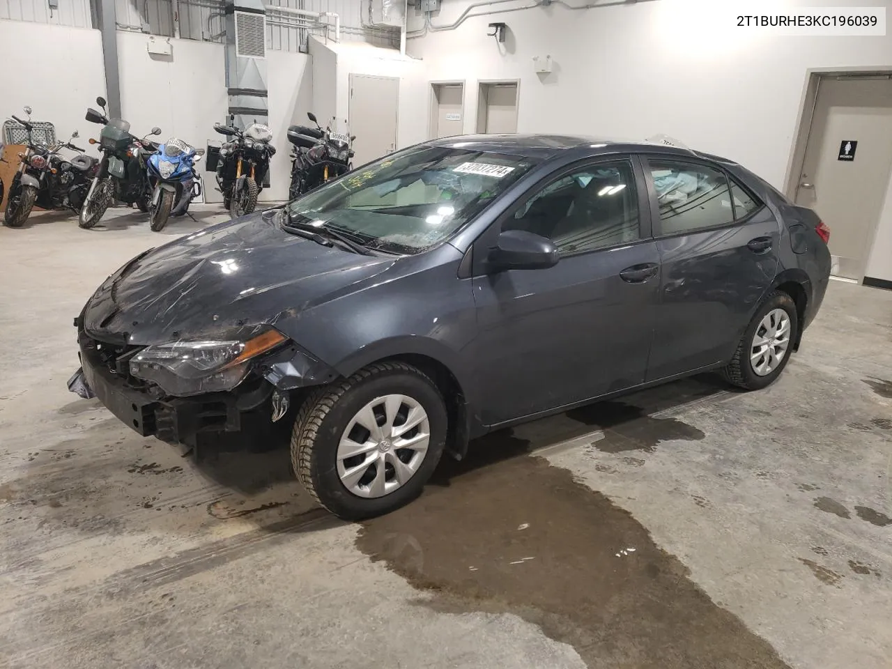 2019 Toyota Corolla L VIN: 2T1BURHE3KC196039 Lot: 37037274