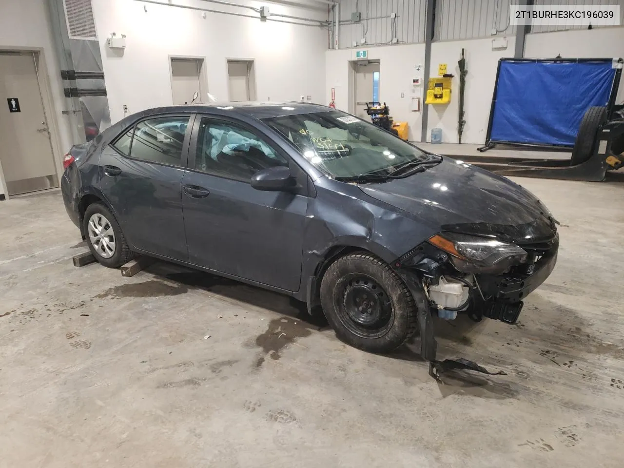 2019 Toyota Corolla L VIN: 2T1BURHE3KC196039 Lot: 37037274