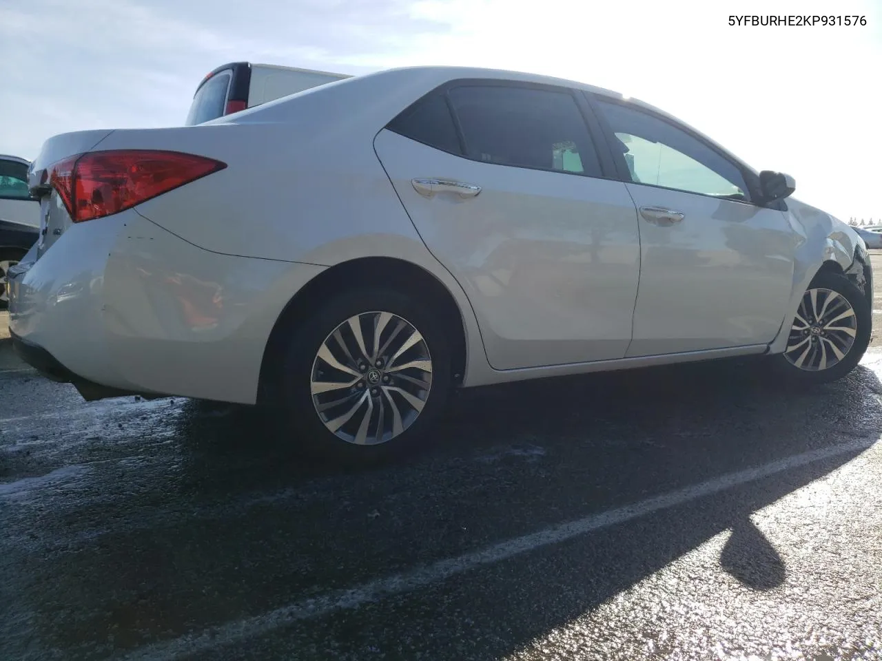 2019 Toyota Corolla L VIN: 5YFBURHE2KP931576 Lot: 51229094