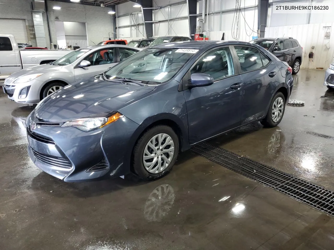 2019 Toyota Corolla L VIN: 2T1BURHE9KC186230 Lot: 71439814