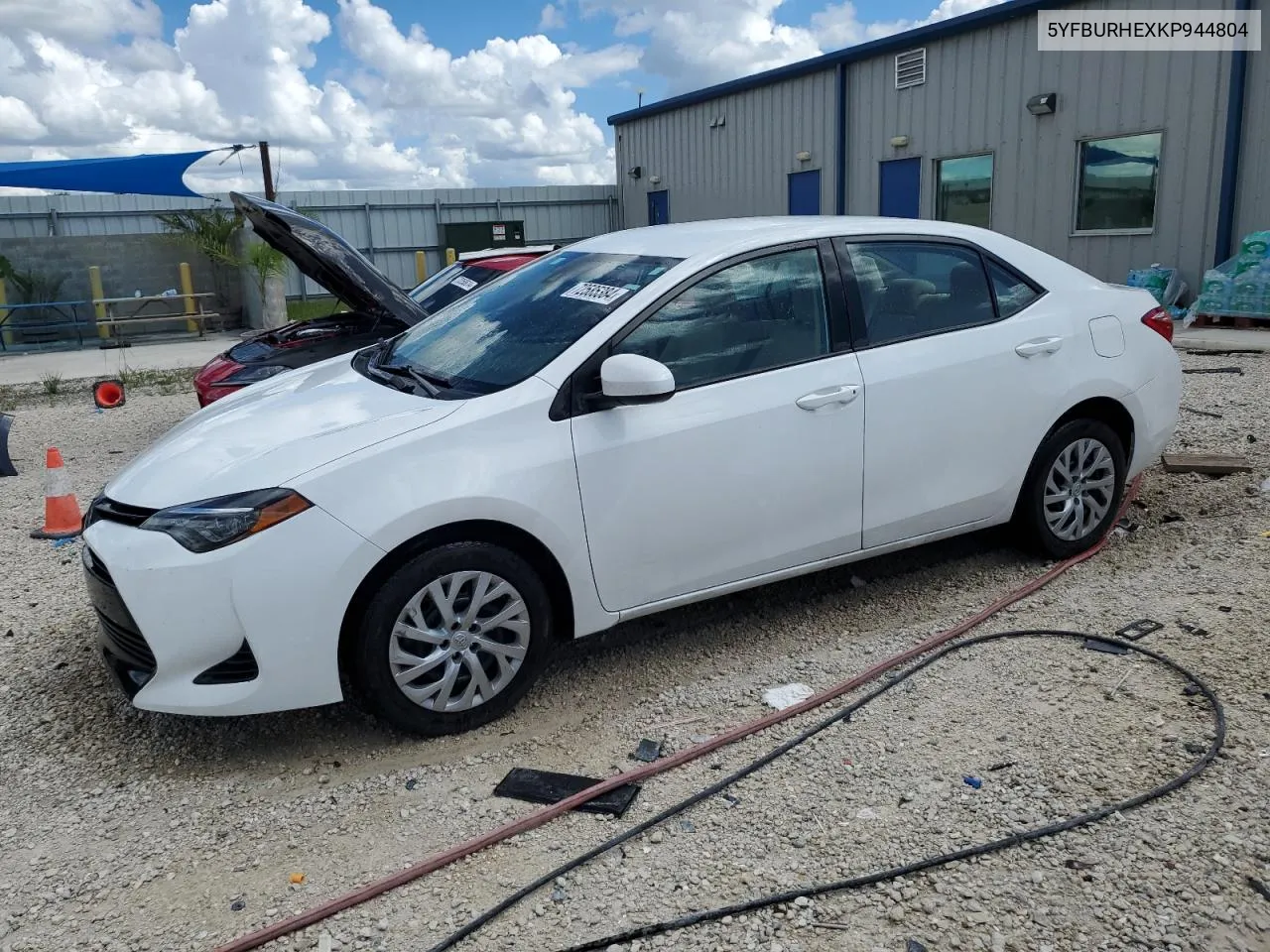 2019 Toyota Corolla L VIN: 5YFBURHEXKP944804 Lot: 72585384