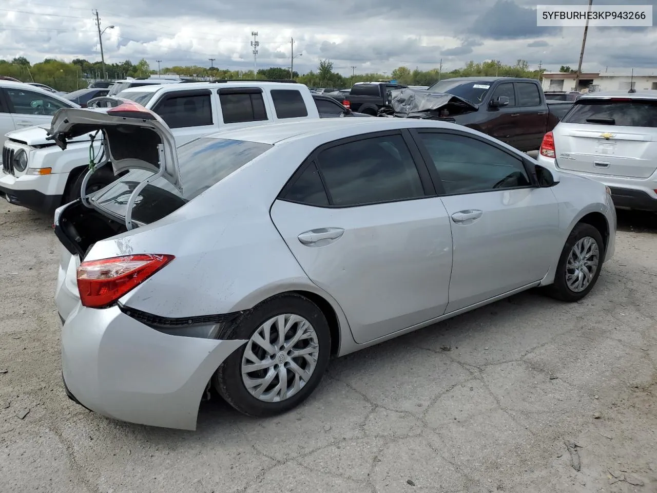 2019 Toyota Corolla L VIN: 5YFBURHE3KP943266 Lot: 72902664