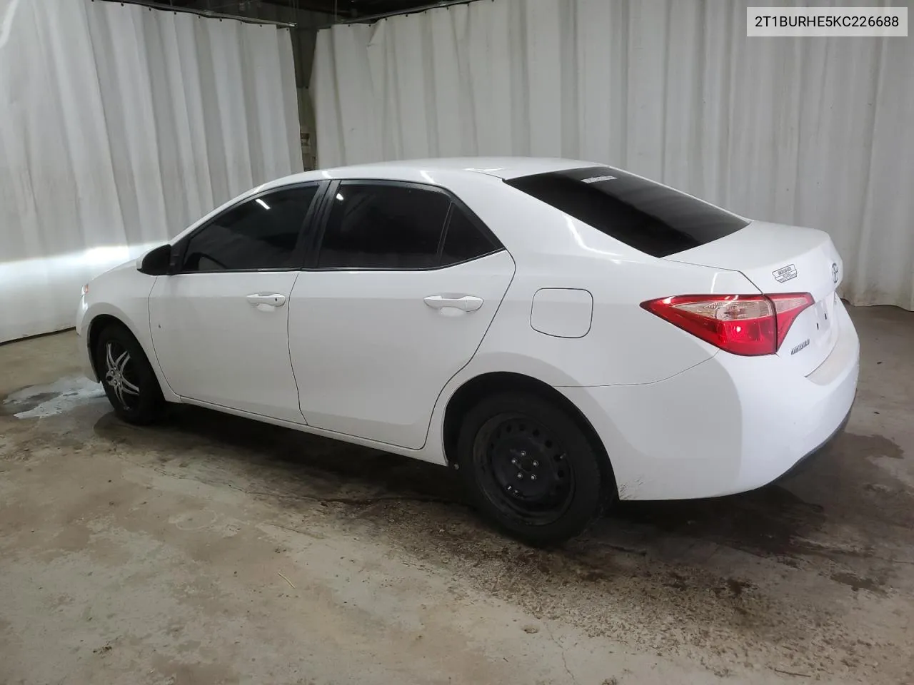 2019 Toyota Corolla L VIN: 2T1BURHE5KC226688 Lot: 73146594