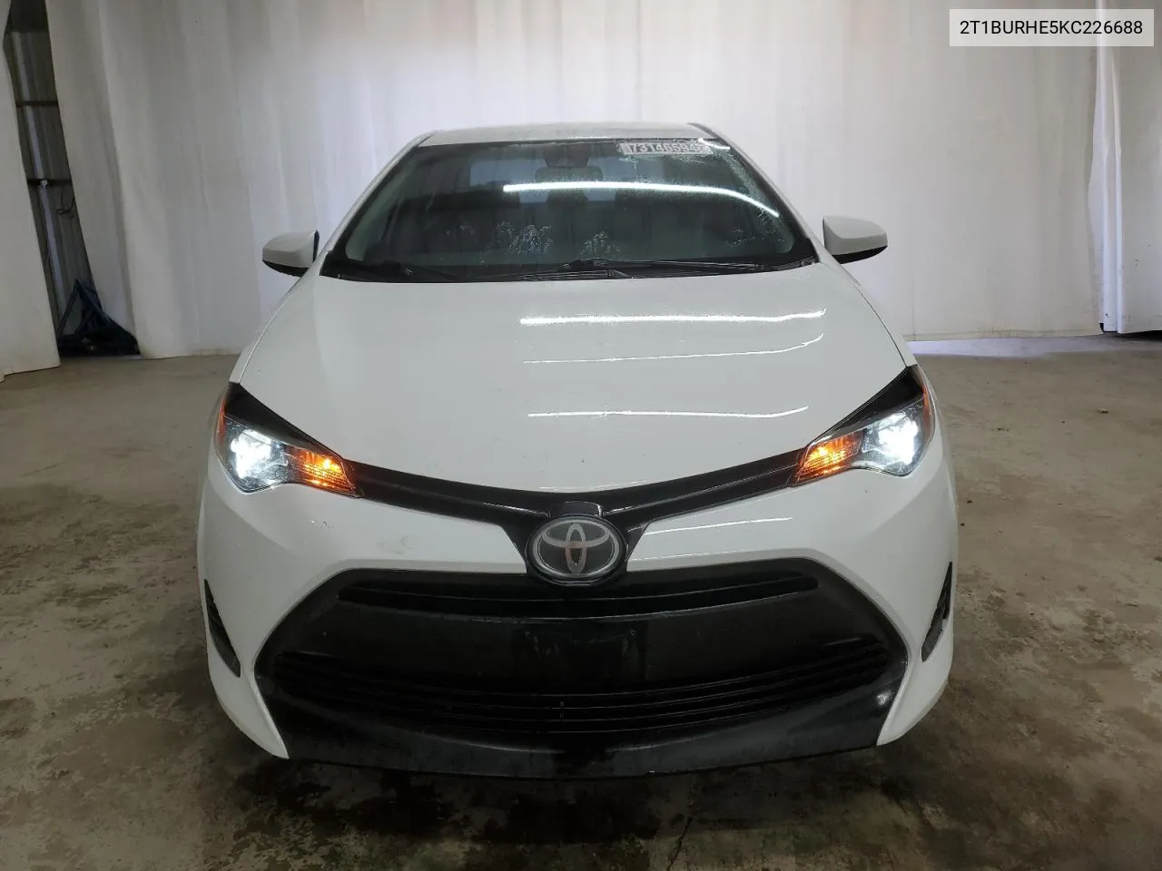 2019 Toyota Corolla L VIN: 2T1BURHE5KC226688 Lot: 73146594