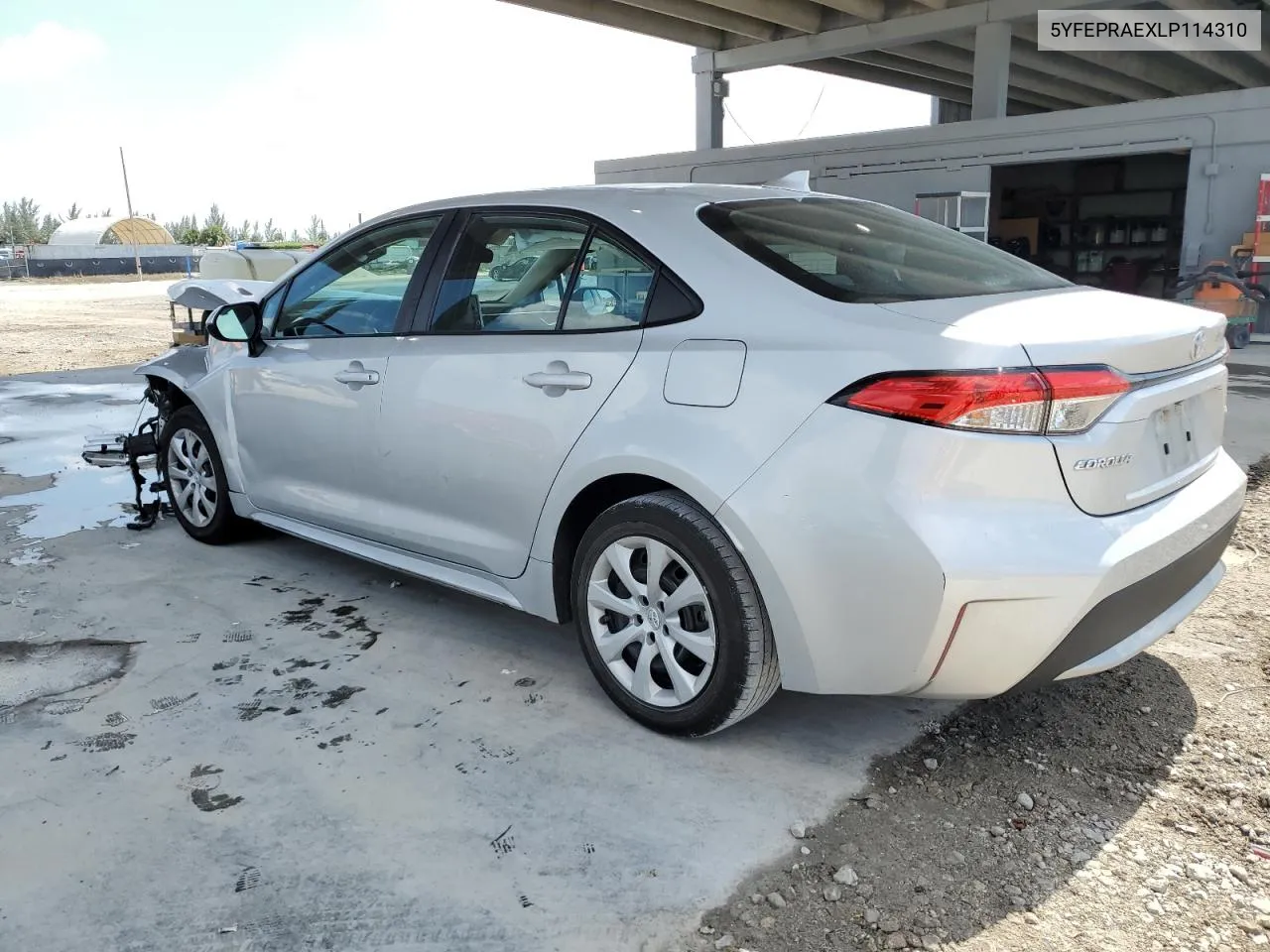 2020 Toyota Corolla Le VIN: 5YFEPRAEXLP114310 Lot: 56292674