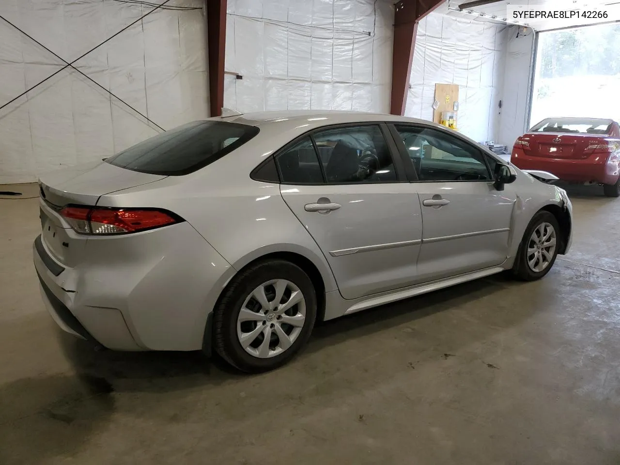 2020 Toyota Corolla Le VIN: 5YFEPRAE8LP142266 Lot: 69124634