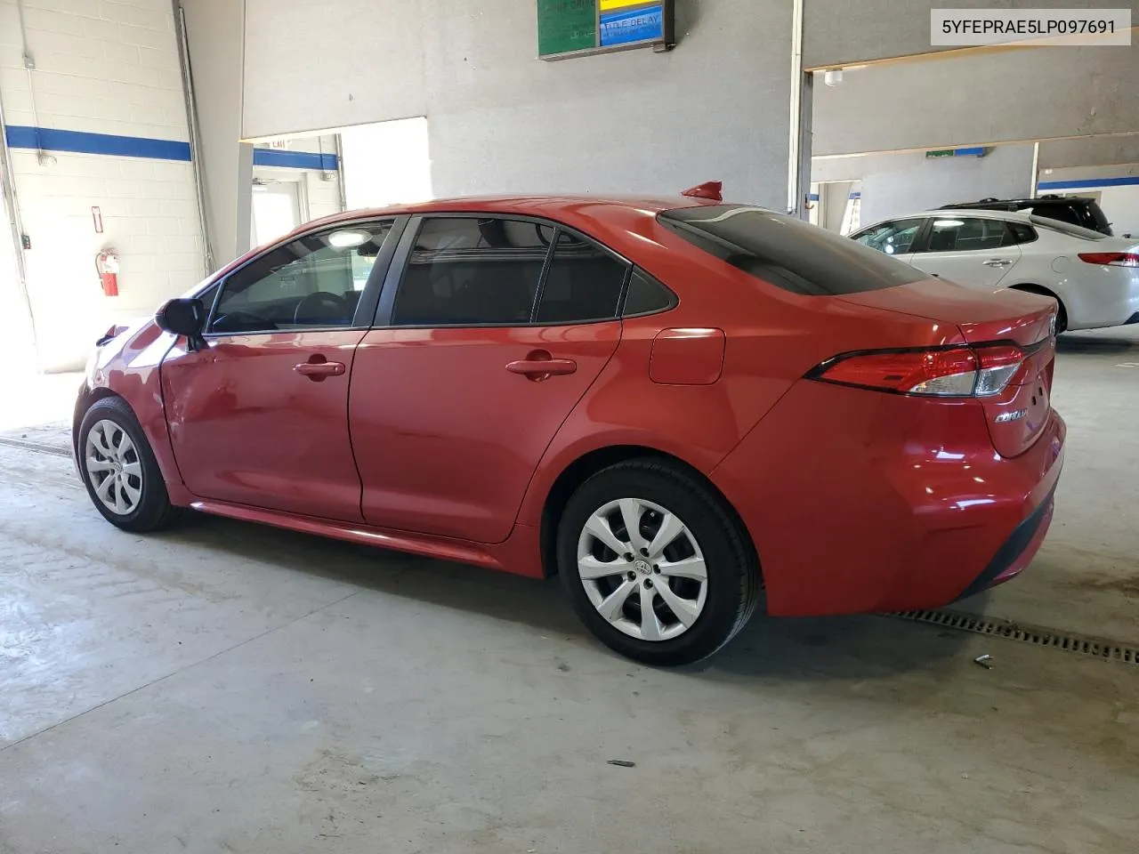 2020 Toyota Corolla Le VIN: 5YFEPRAE5LP097691 Lot: 70801254