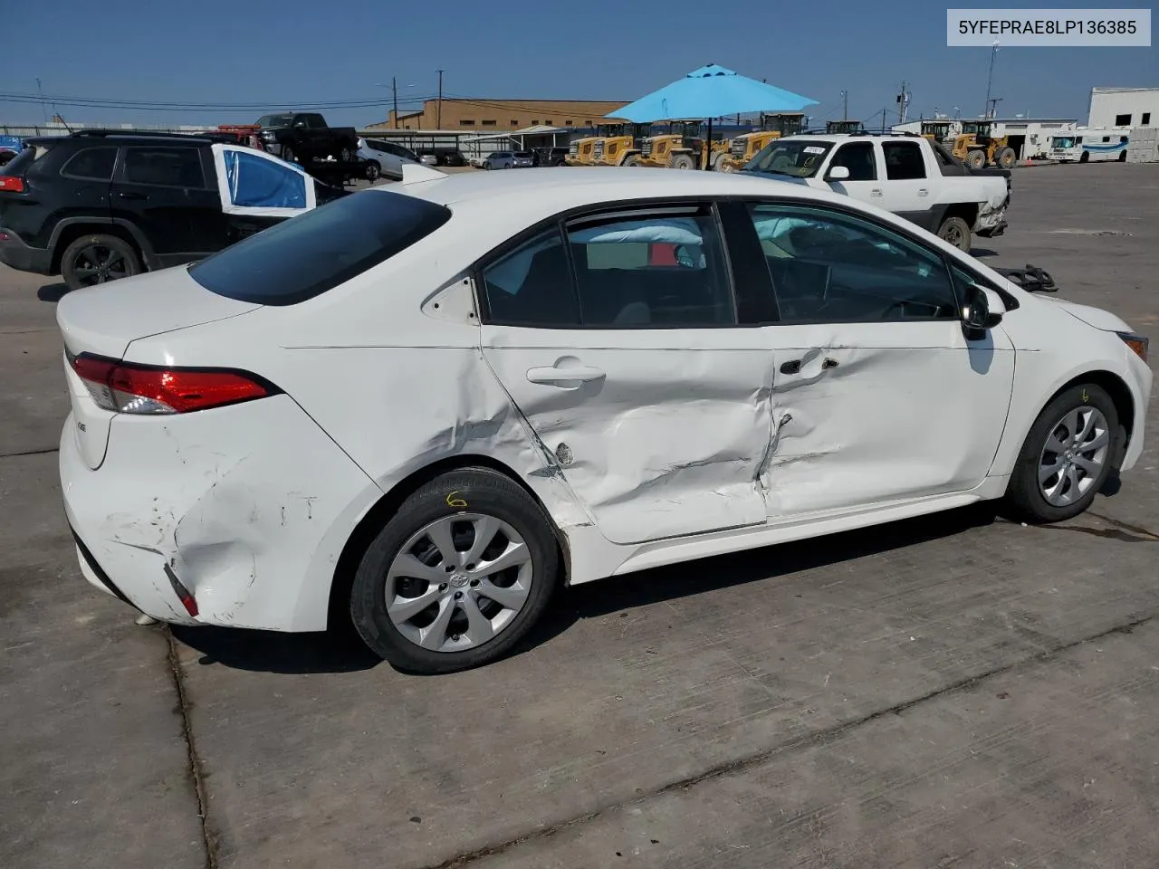 2020 Toyota Corolla Le VIN: 5YFEPRAE8LP136385 Lot: 72175564