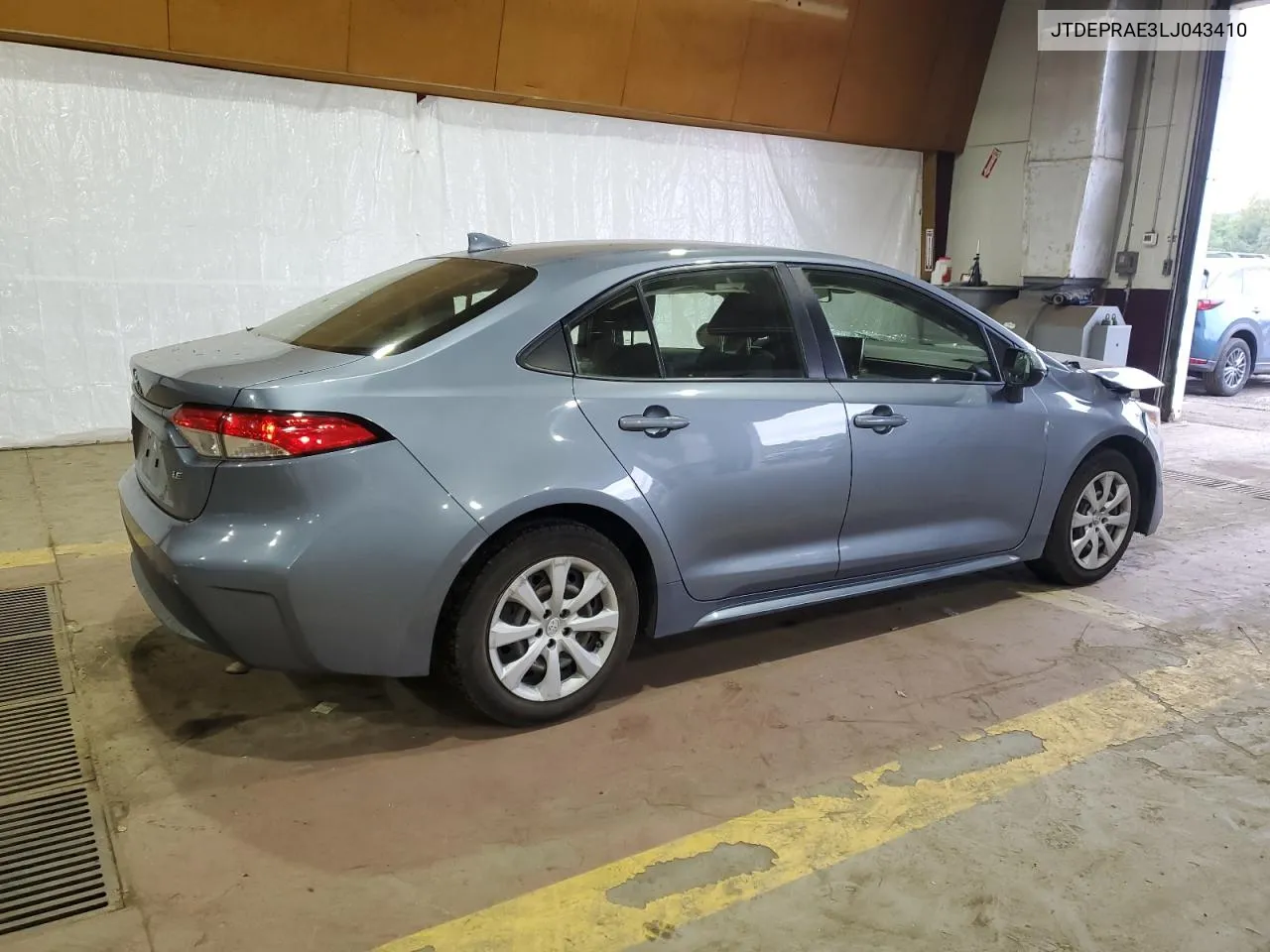 2020 Toyota Corolla Le VIN: JTDEPRAE3LJ043410 Lot: 72946674