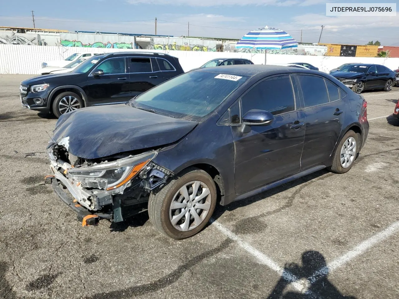 2020 Toyota Corolla Le VIN: JTDEPRAE9LJ075696 Lot: 74741144