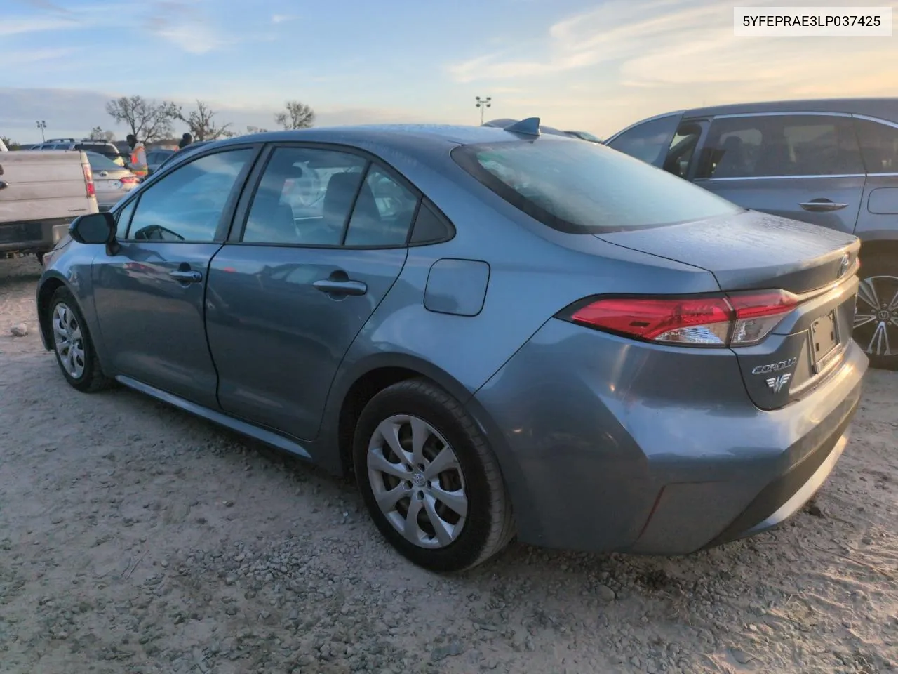 2020 Toyota Corolla Le VIN: 5YFEPRAE3LP037425 Lot: 76944234